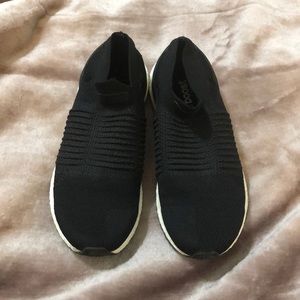 Adidas ultraboost laceless